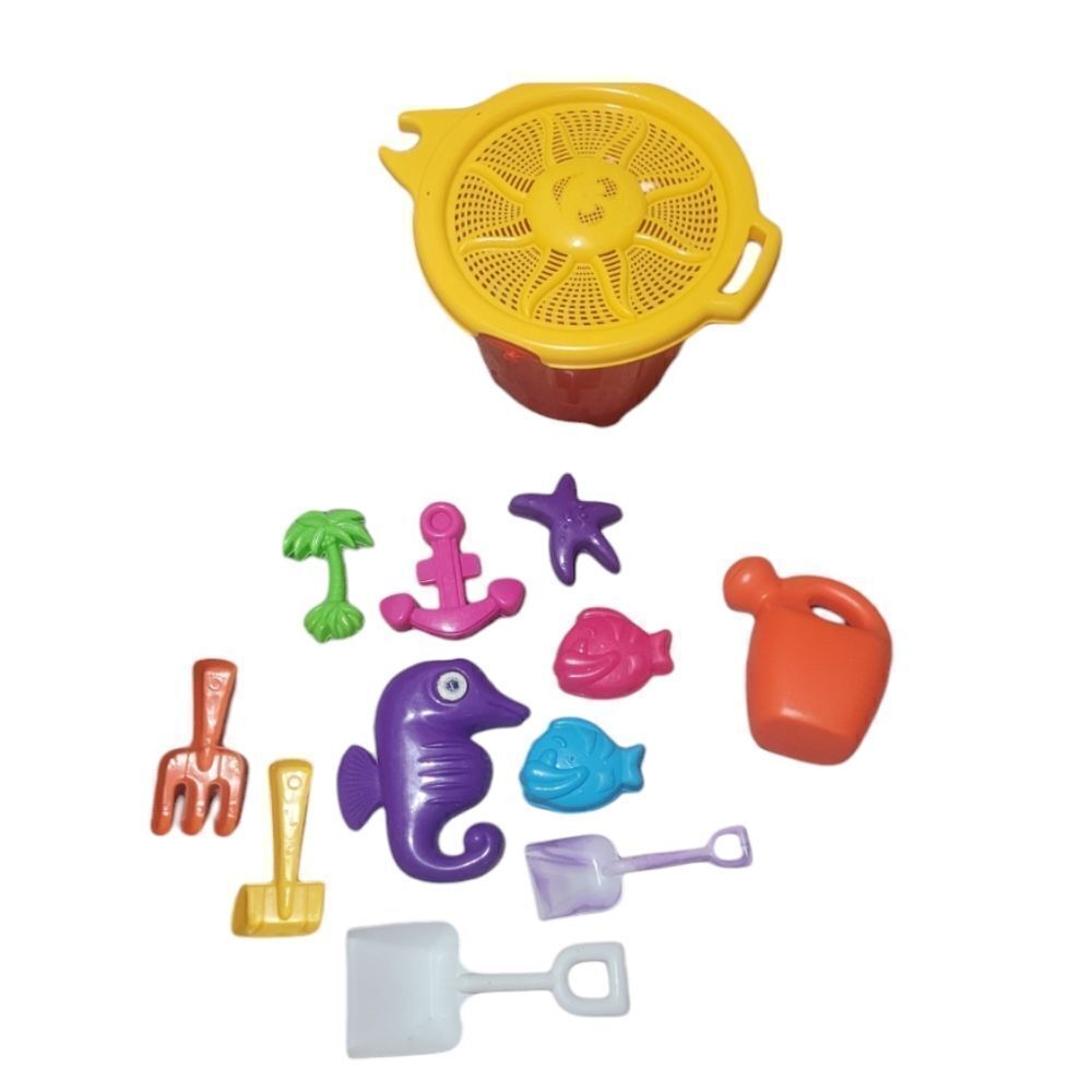 Beach Bag With Beach Toys - Picture 3 of 8